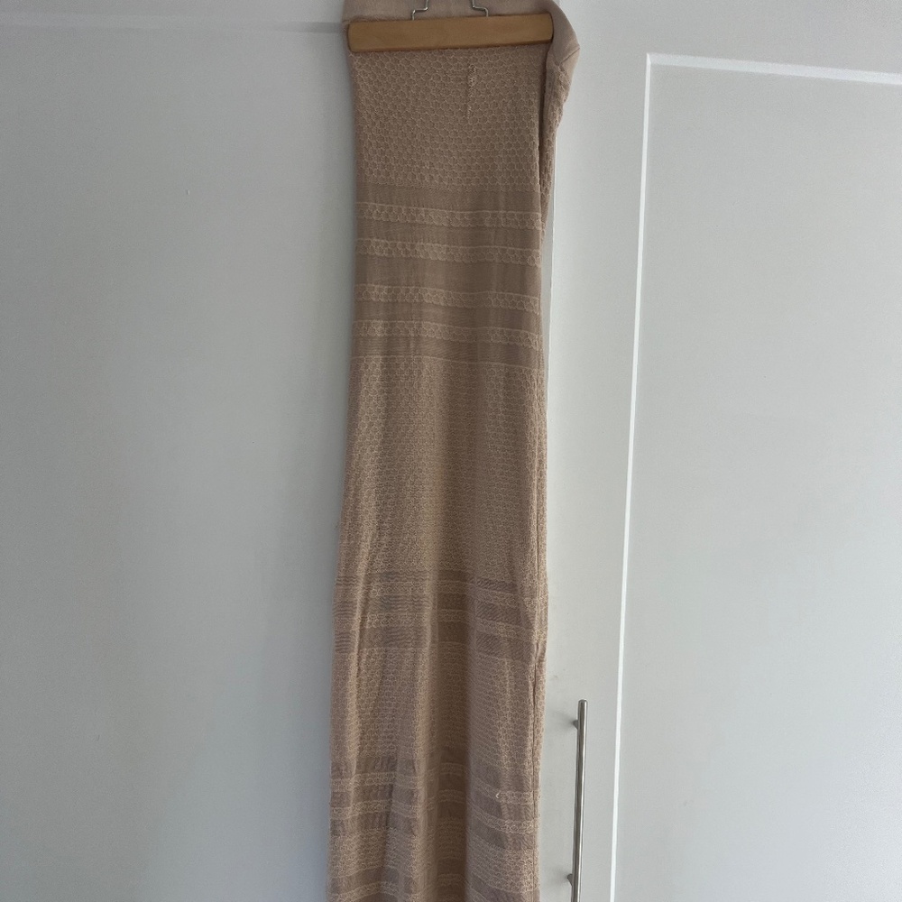 Bebe Women's Strapless Size XS Beige Maxi Dress W/ Floral Lace Detail Pre Owned